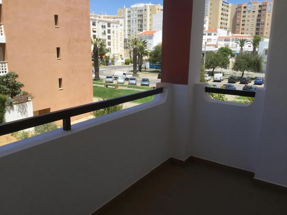 Olinda'S Two Bedroom Apartment Lagos