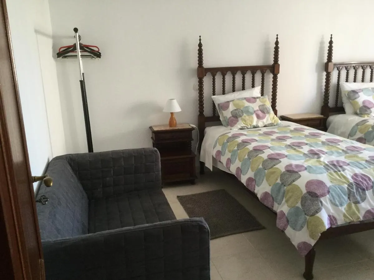 Olinda'S Two Bedroom Apartment Lagos